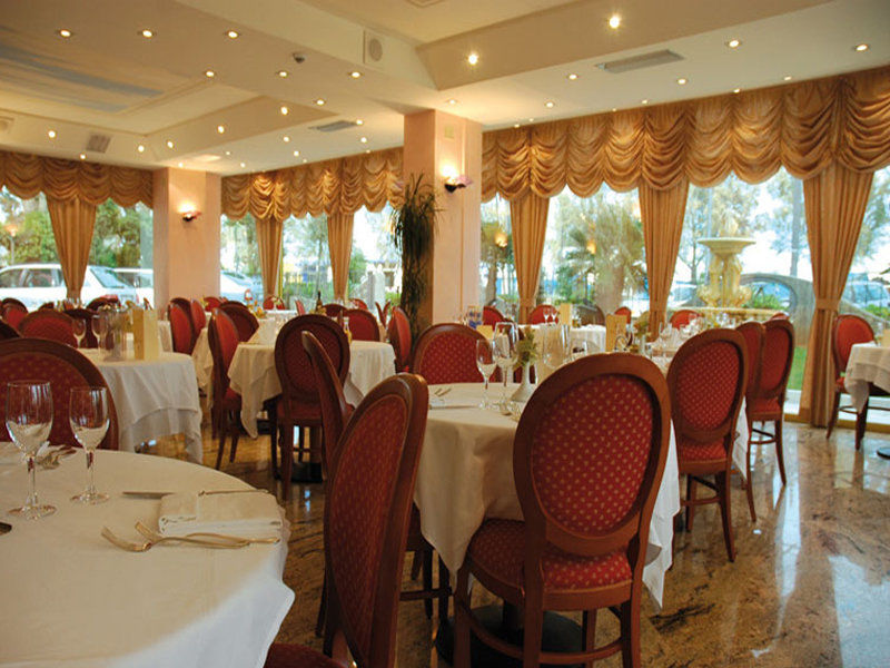 קרביה Hotel Nettuno מראה חיצוני תמונה