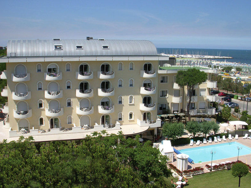 קרביה Hotel Nettuno מראה חיצוני תמונה