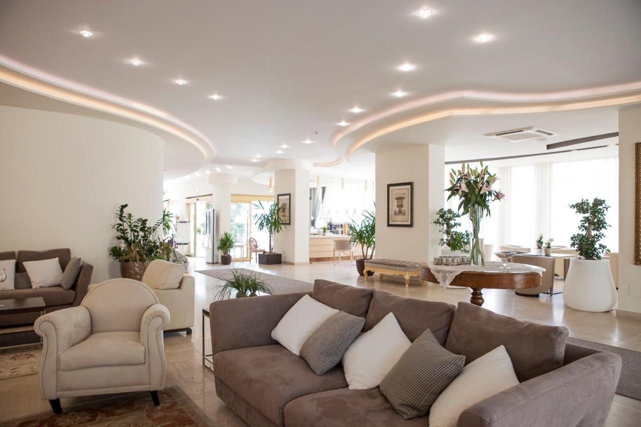 קרביה Hotel Nettuno מראה חיצוני תמונה