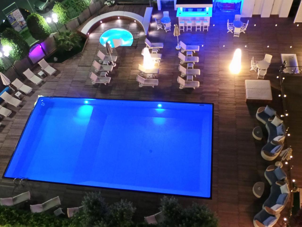 קרביה Hotel Nettuno מראה חיצוני תמונה