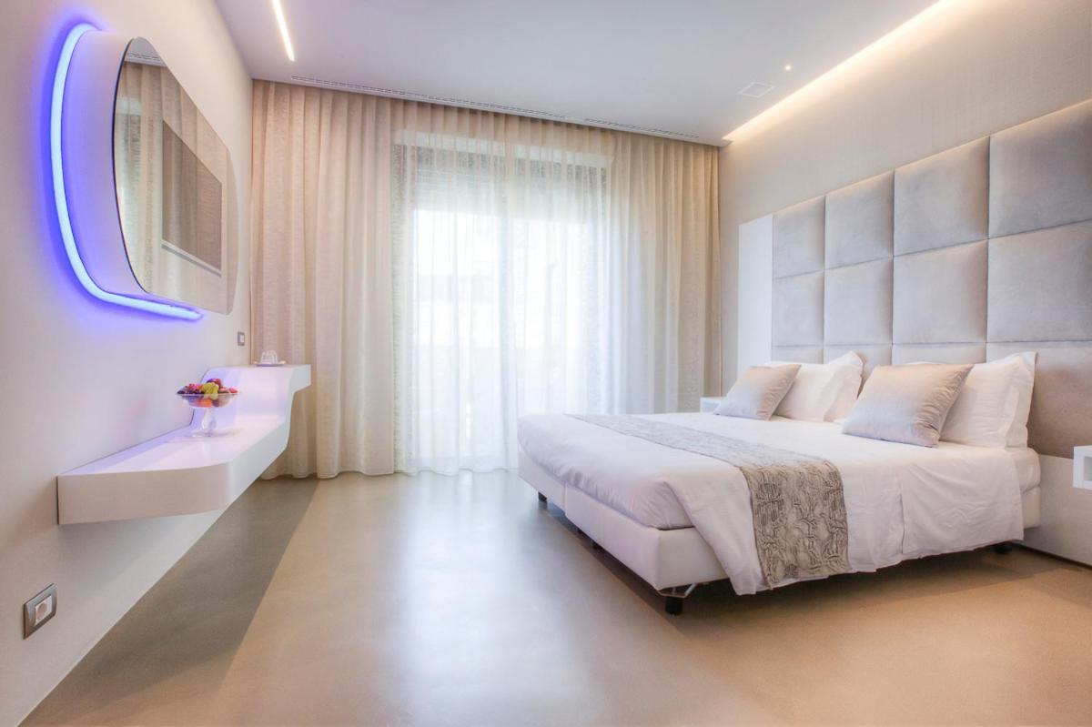 קרביה Hotel Nettuno מראה חיצוני תמונה